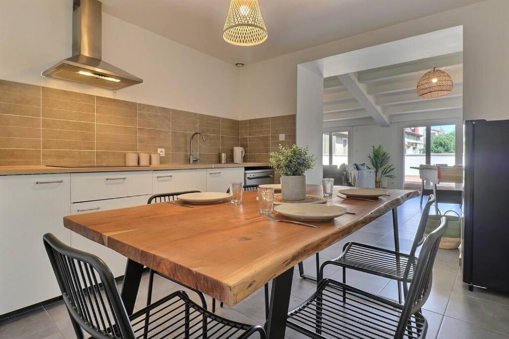 Le Cedre - Baby-foot Apartment